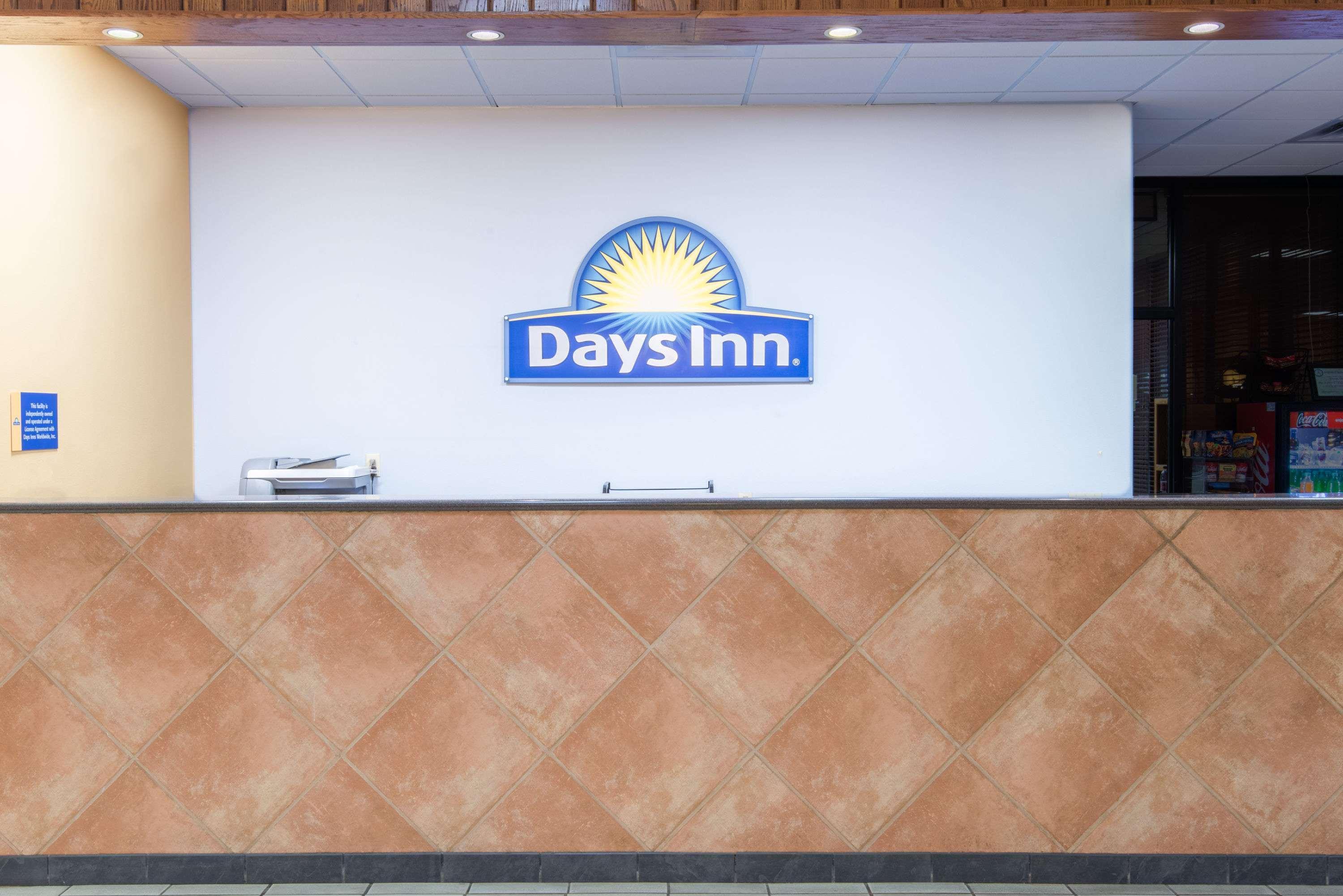 Days Inn By Wyndham Алтус Экстерьер фото